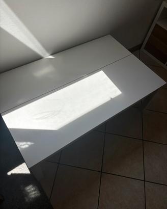 Tavolo da salotto Ikea contenitore