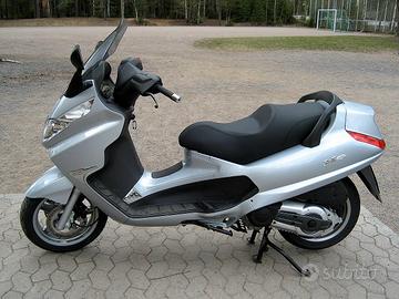Piaggio x8 250 cc