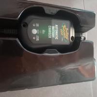 Mantenitore batteria moto