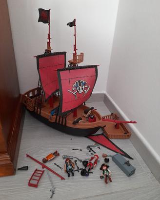 Nave gioco pirati playmobil 