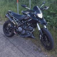 Ducati Hypermotard 796
