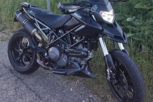Ducati Hypermotard 796