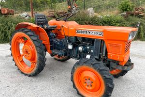Trattorino KUBOTA modello L 245 DT