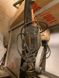 Smerigliatrice protool