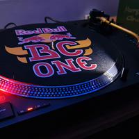 Technics 1210 MK7 REDBULL