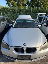 BMW SERIE 5 530D DEL 2004 PER RICAMBI