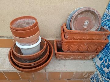 vasi terracotta in blocco a 15€ 