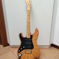 Chitarra elettrica stratocaster assemblata mancina
