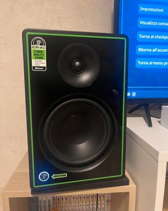 Mackie cr8 xbt