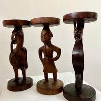 Porta vasi africani in legno