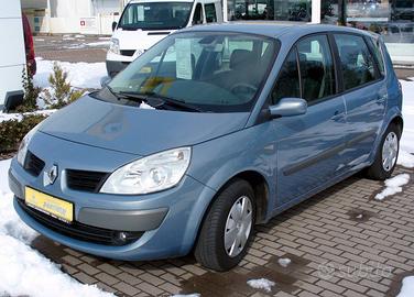 Manuale d'officina Renault Scenic II serie (03-09)