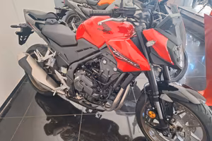 Honda Hornet 500 E-CLUTCH 2026