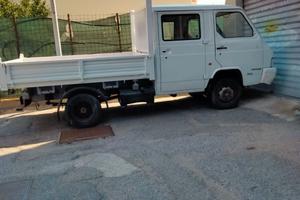 Nissan trade 100 doppia cabina