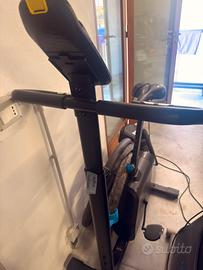Cyclette domyos 520  + garanzaia e scontrino