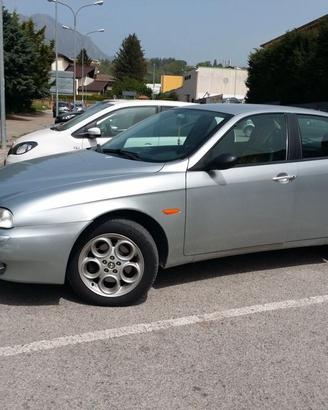 Alfa 156 JTD  turbo diesel 16 V  Distinctive