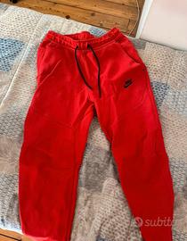 Pantaloni nike tech