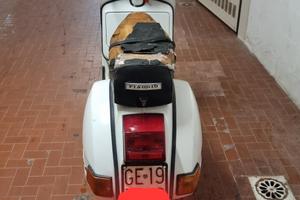 Vespa PX200E 