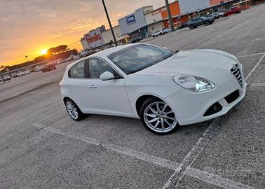 Alfa romeo Giulietta benzina gpl