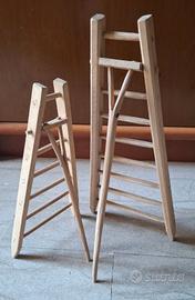 Coppia di scale decorative in legno fatte a mano