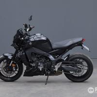 YAMAHA MT-09 890