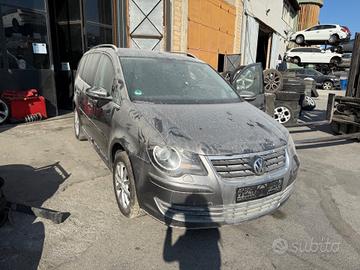 Ricambi Volkswagen Touran 1.4 TSI del 2009