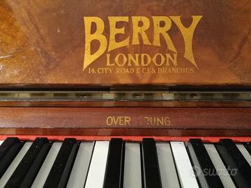 Pianoforte verticale Berry London