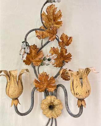 Applique in ferro battuto e cristalli