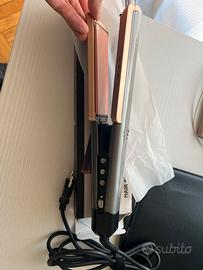 Piastra per capelli con cavo, colore nero