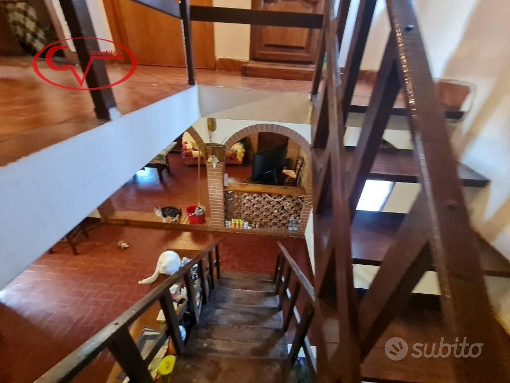 Rustico / Casale di 105 m² con 4 locali a Bucine - Vista 5