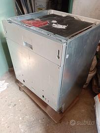 lavastoviglie incasso