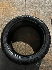 285/40/R 22  Michelin Pilot Alpin 5 Suv