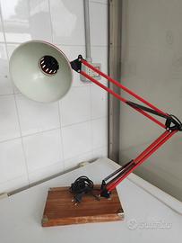 Lampada a pantografo