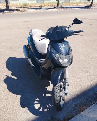 Beverly 125