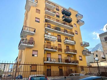 3 LOCALI A PALERMO