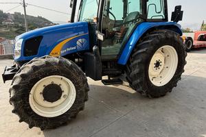 Trattore New holland TL90A