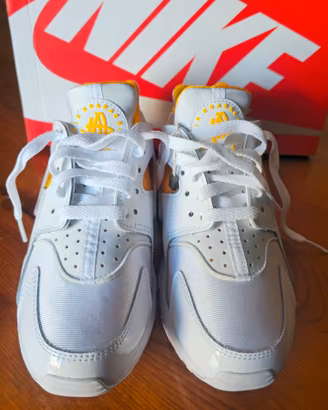 W nike air huarache 37.5