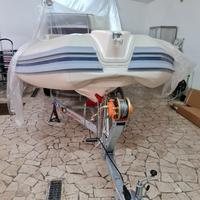 Gommone maestrale 560 pari al nuovo