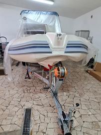 Gommone maestrale 560 pari al nuovo