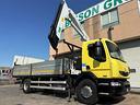 camion-autocarro-renault-d220-fisso-gru
