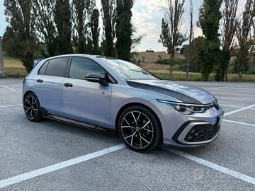 Golf 8 active