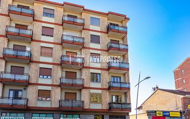 TRILOCALE DOPPIA ESPOSIZIONE COMODO AI SERVIZI!