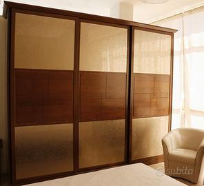 Armadio in stile contemporaneo noce con specchi br