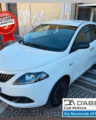 Lancia Ypsilon 1.0 FireFly 5 porte S&S Hybrid Gold
