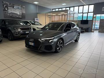 Audi A3 Sportback 40 S Line Benzina/Ibrida Automat