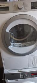 asciugatrice Smeg DHT73 LIT pari al nuovo 