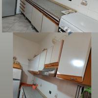 Cucina intera con frigorifero