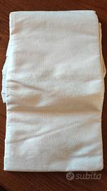 Taglio di seta thailandese bianca