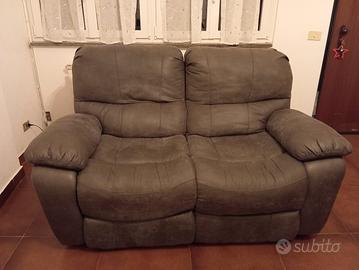 Divano due posti reclinabile 