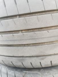 Gomme  235/55/18 100V