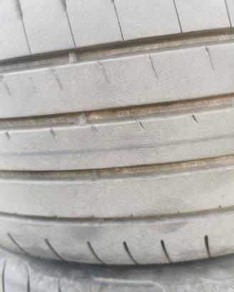 Gomme  235/55/18 100V
